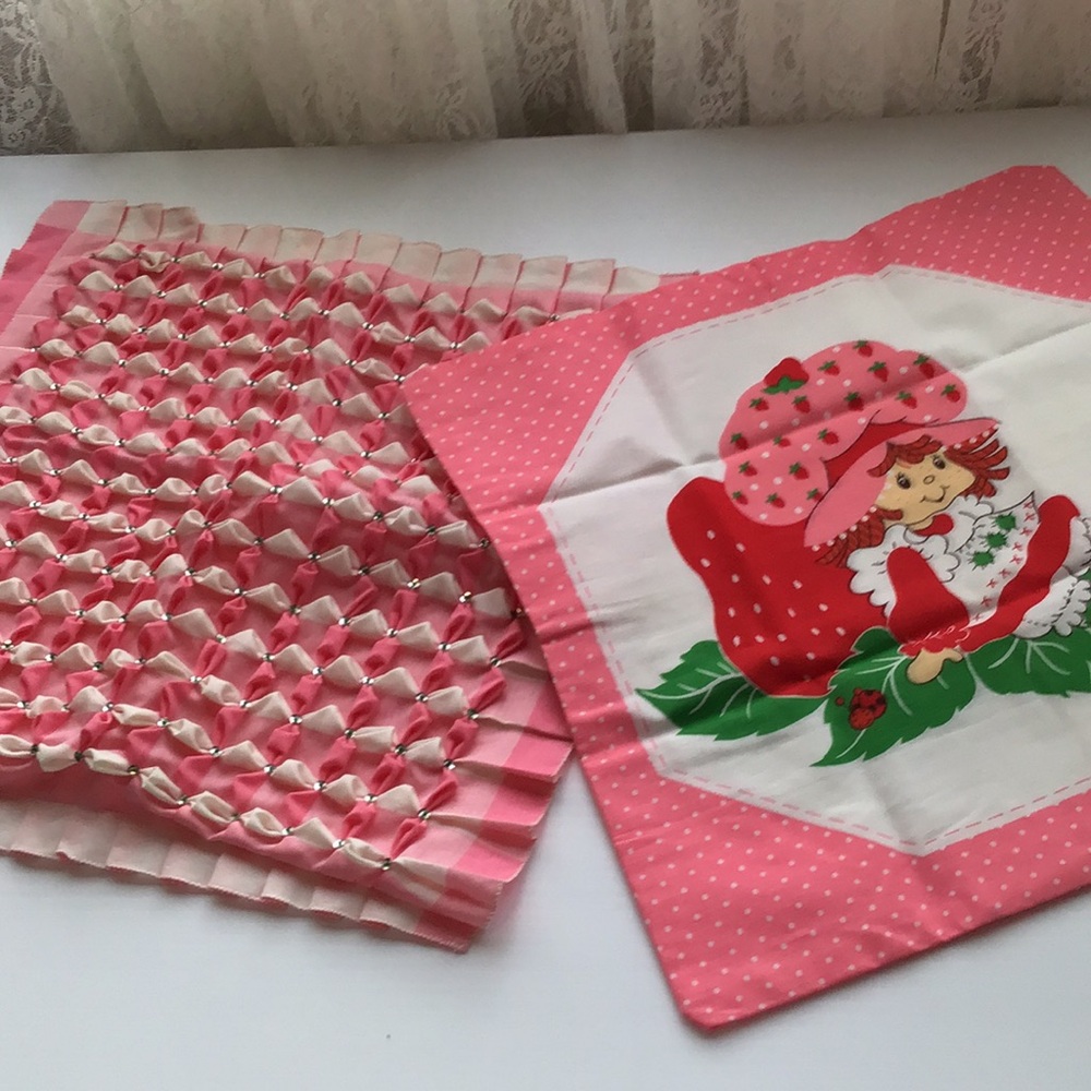 🔥SALE vintage Strawberry Shortcake &  pink vintage pillow covers  1980s